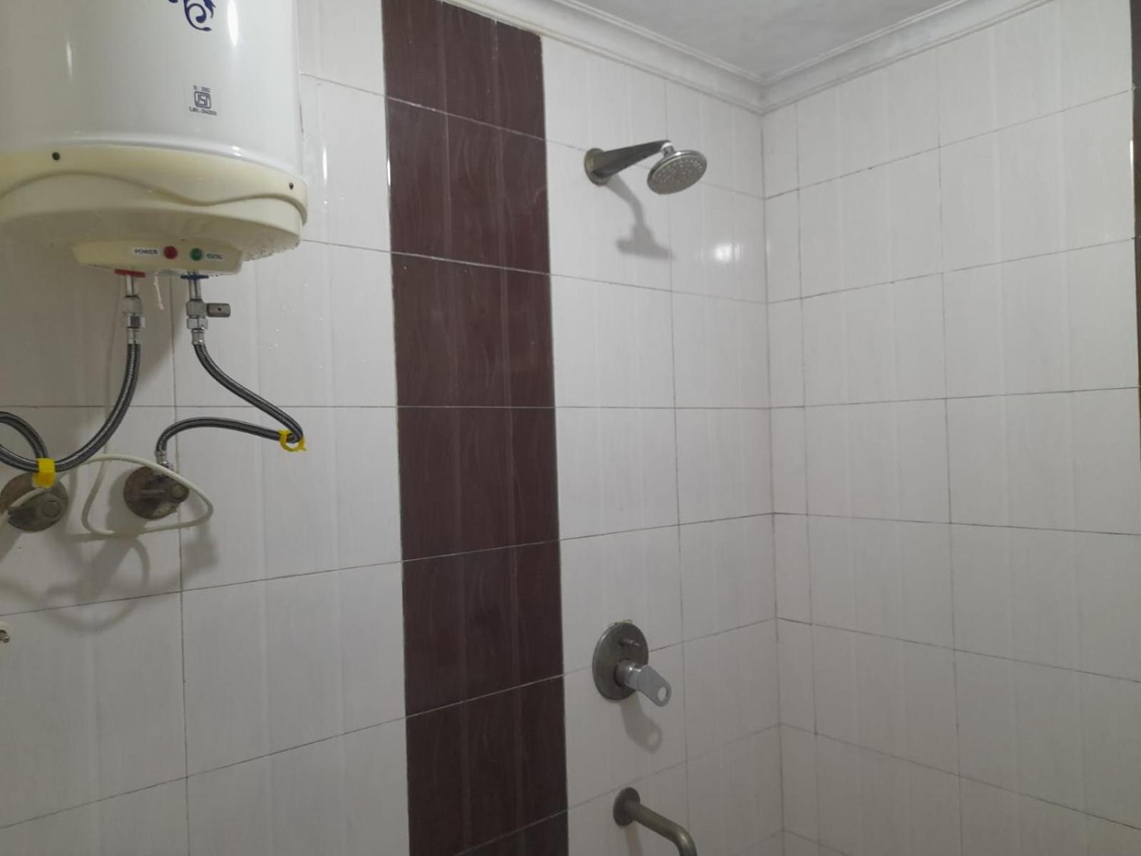 Hotel Airport Aditya Inn Нью-Дели Экстерьер фото